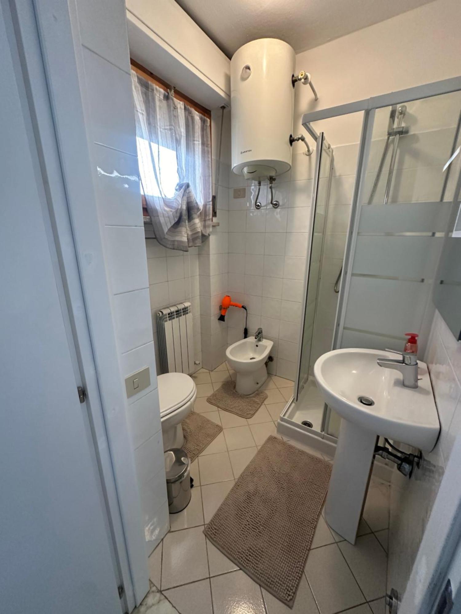 B&B Luna Rosa Pisa Exteriör bild